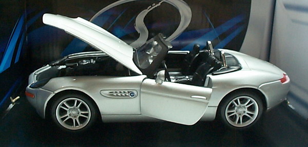 1:24 BMW Z8 敞篷31996