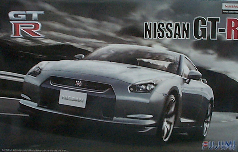 FUJIMI 37677  NISSAN GT-R