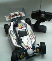 1/10 4WD 遙控車(油) CB-15