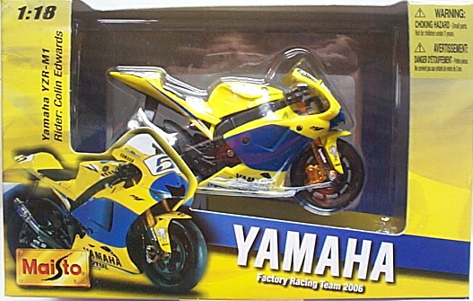 1:18 YAMAHA 2006 (5)