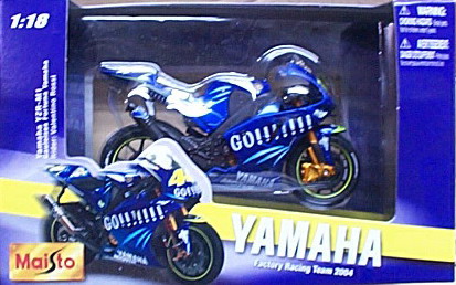 1:18 YAMAHA 2004 (46)