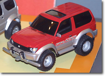 1/32豐田PRADO RZ旅行車